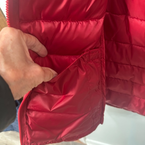 NWOT 32 DEGREES HEAT Nylon Packable Puffer Vest in Red Women's Small - Picture 4 of 6